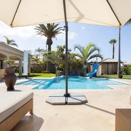 Villa On The First Line Of The Coast In Mar Palm-mar